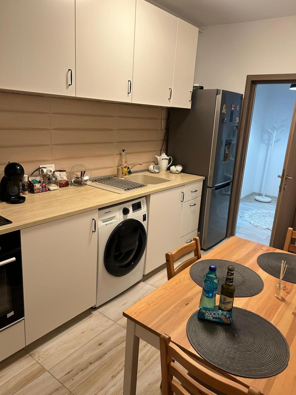 Cozy Apartment 130E By Plaza Bucureşti Exterior foto